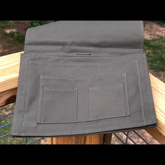Studio H by Hartman Portfolio/Messenger Bag - Picture 3 of 5